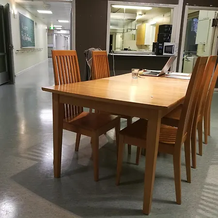 Kotkan Residenssi Huonemajoitus Δωμάτια σε οικογενειακή κατοικία Κότκα