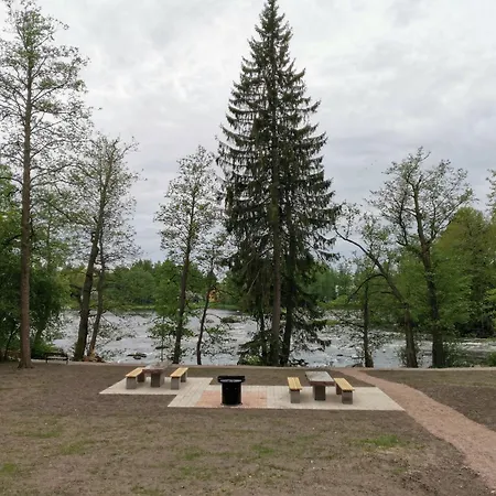 Kotkan Residenssi Huonemajoitus