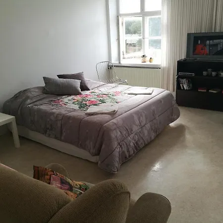 Kotkan Residenssi Huonemajoitus Kotka